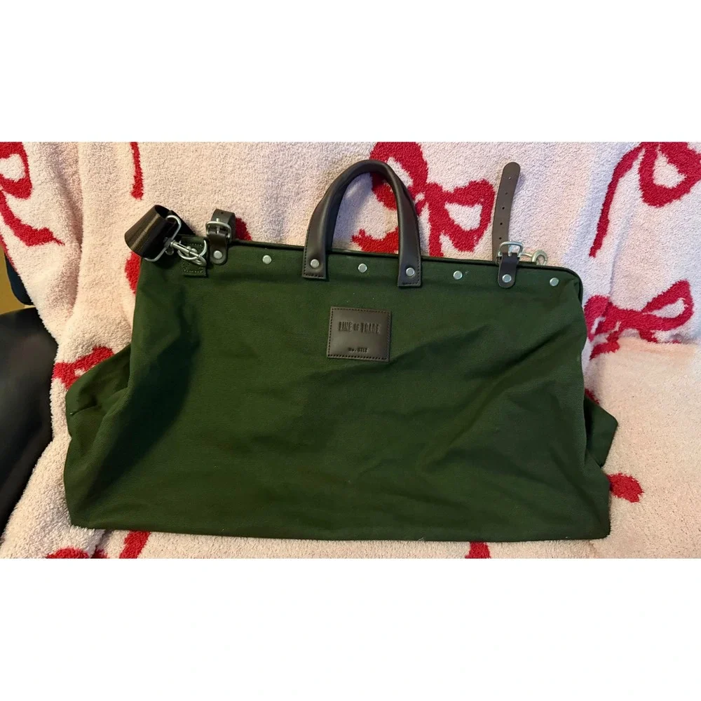 Line of Trade No. 0312 Olive Green Canvas Weekender Travel Bag Leather Trim
